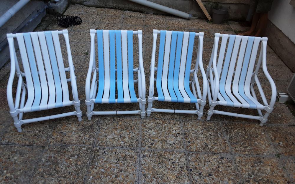 PAIRE DE FAUTEUILS DE PISCINE HUGONNET