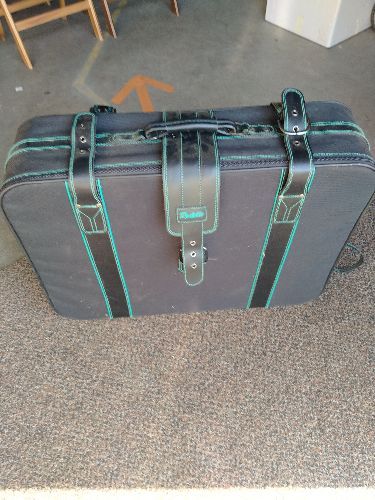 VALISE VERT ET NOIR RODELLE