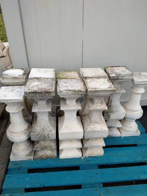 BALUSTRE