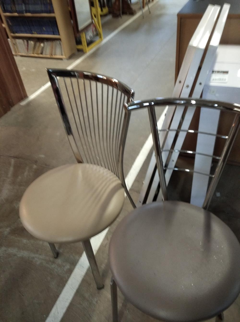 CHAISE METAL