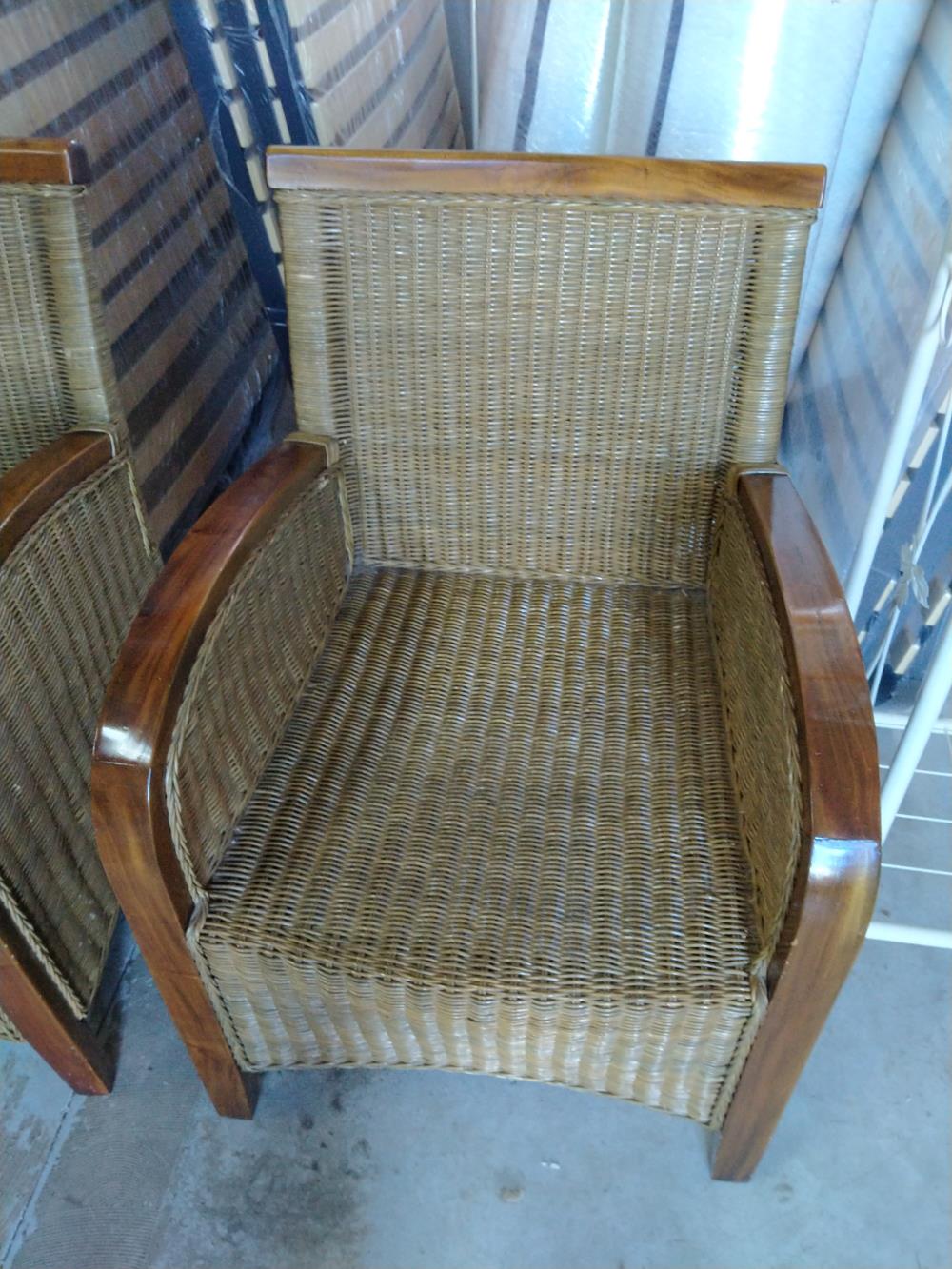 FAUTEUIL STYLE COLONIAL 