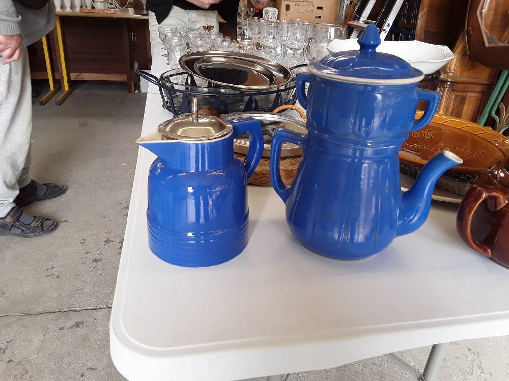 THÉIÈRE ET SA CAFETIÈRE 