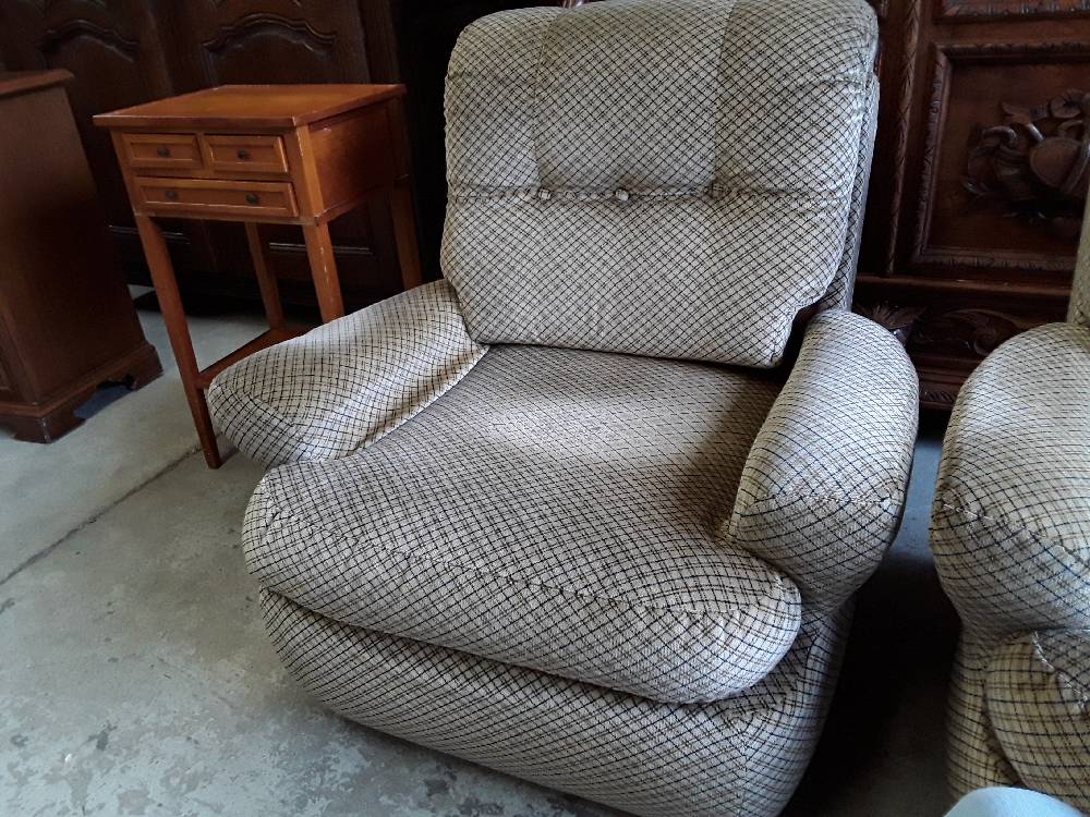 FAUTEUIL (TRES CONFORTABLE) ANNEE 70