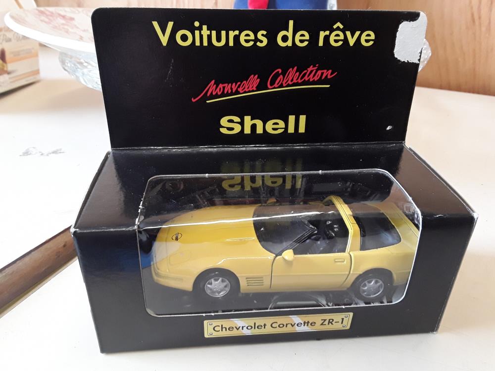 VOITURE SHELL